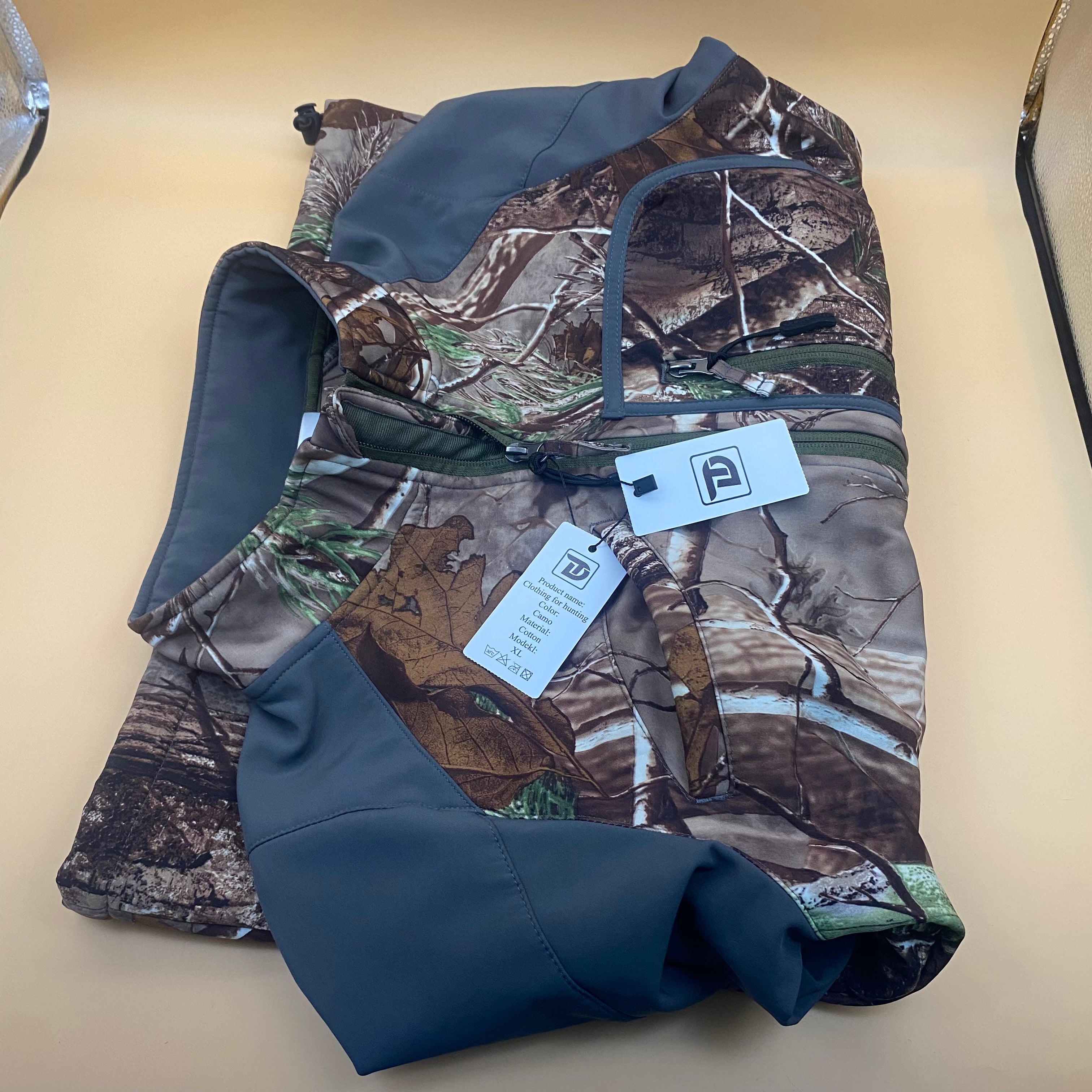 Clothing for hunting ,Noise Reduction Grid Face, Windproof, 4-Way Stretch, 2 Large Pockets