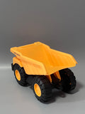 apricaron Scale Model Kits [Toys], Sturdy Dump Truck Design, 360° Rounded Corner Protection, Durable Build, 20×10×18cm