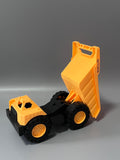 apricaron Scale Model Kits [Toys], Sturdy Dump Truck Design, 360° Rounded Corner Protection, Durable Build, 20×10×18cm