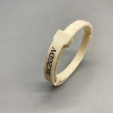 IECZGDV Flea Collars, Waterproof Silicone, Adjustable & Customizable, Herbal Essential Oils for Effective Pest Repellent