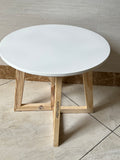 FUTETYJJZDH Fumiture made of wood or wood substitutes,Wooden Side Table, Small Coffee Table for Living Room or Bedroom, Compact 60×60×70cm, Wood Material, Sturdy and Stylish Design