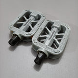 ThunderCycle Bicycle pedals, lightweight anti slip 9/16 inch universal bicycle pedals
