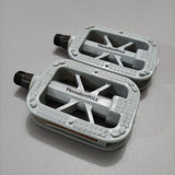 ThunderCycle Bicycle pedals, lightweight anti slip 9/16 inch universal bicycle pedals